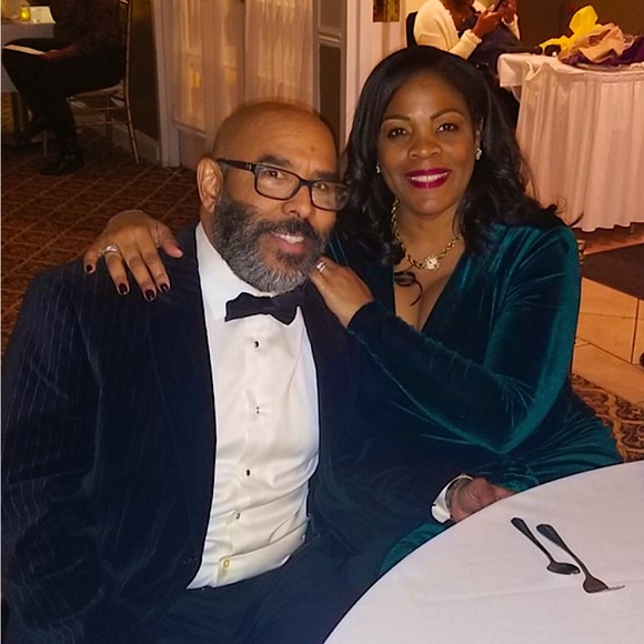 THE RICH AUNTIE SHARE SHOW!! BRING YOUR BEST. - Picture 9 of 12